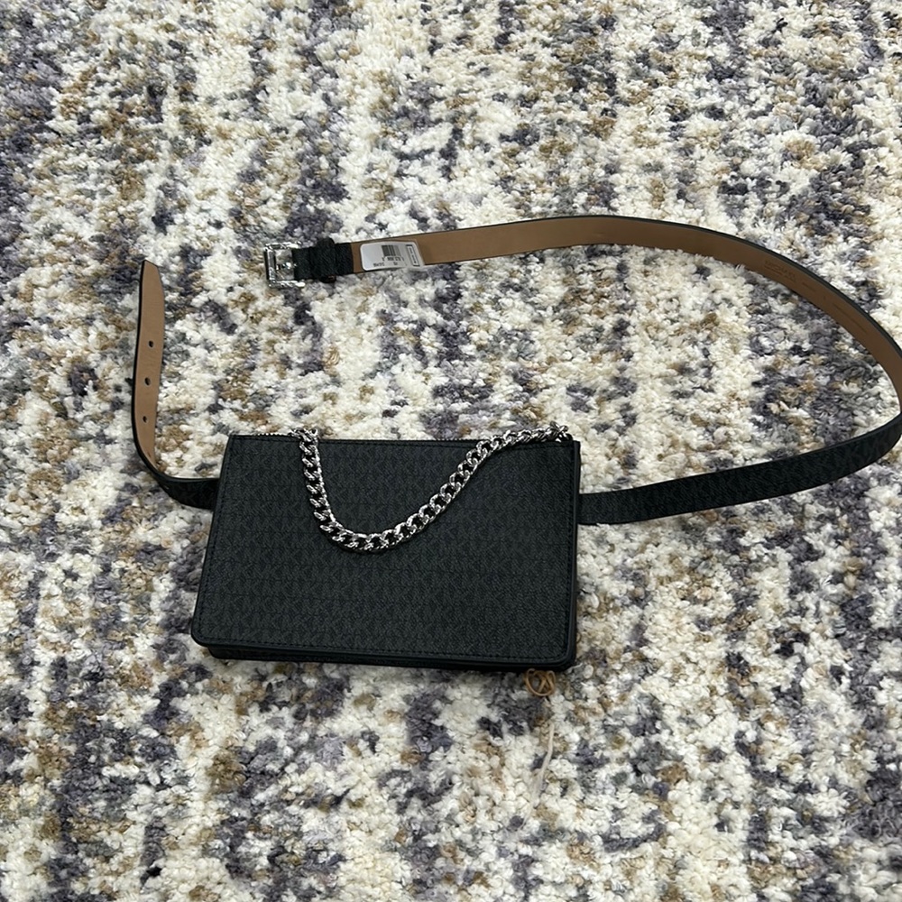 Michael Kors hip bag size L nwt